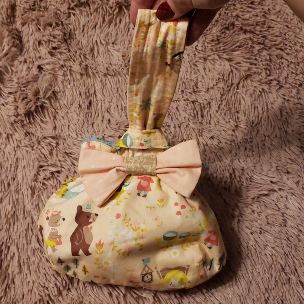 Little girl Goldilocks purse